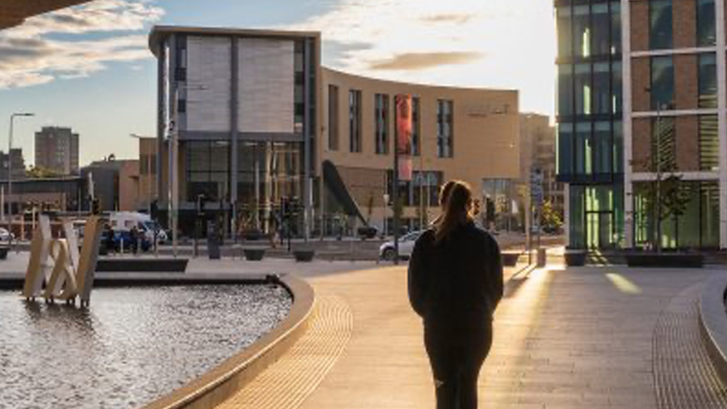 AWTG Designs, Delivers and Operates the 5G Network Enabling the Dundee Scotland 5G Centre (S5GC) Hub